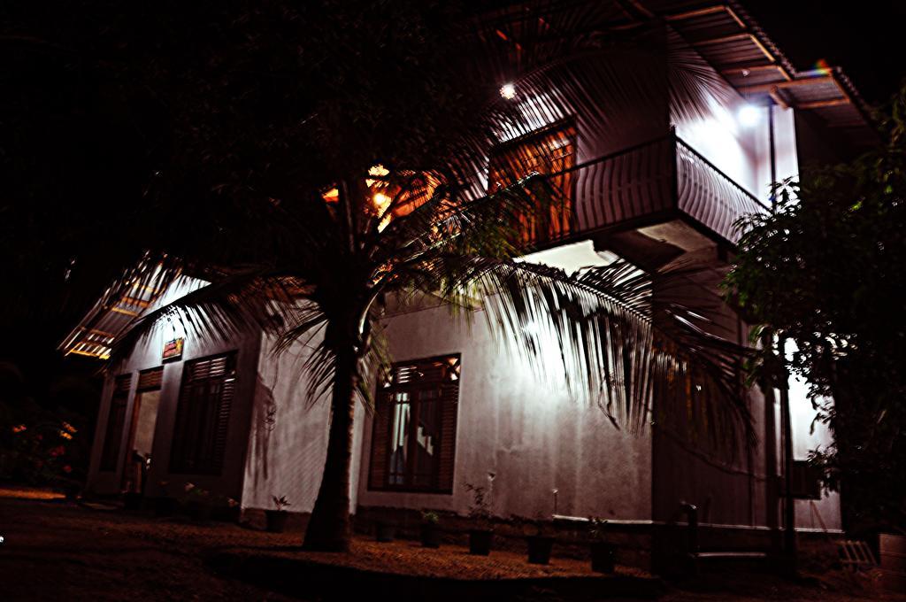 Coconut Garden House Hotell Udawalawe Eksteriør bilde